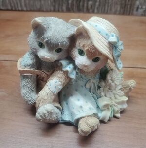 Enesco Calico Kittens Cat Figurine 1993 Friendship is a Warm Close Feeling VTG